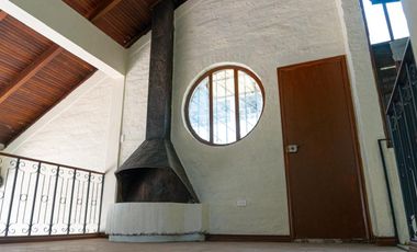 CASA EN VENTA, SECTOR EL INCA, VIA PRINCIPAL