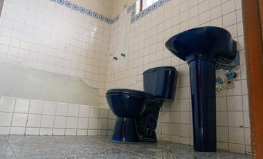 CASA EN VENTA, SECTOR EL INCA, VIA PRINCIPAL