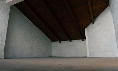 CASA EN VENTA, SECTOR EL INCA, VIA PRINCIPAL