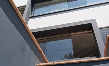 VENDO EXCELENTE DEPARTMENTO EN AV. HIGUERETA SURCO. INFORME ANA MARIA ALZAMORA CEL 999-759----