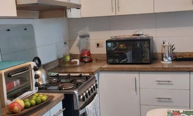 VENDO EXCELENTE DEPARTMENTO EN AV. HIGUERETA SURCO. INFORME ANA MARIA ALZAMORA CEL 999-759----