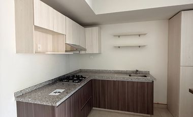 Departamento en planta baja con amplio jardin