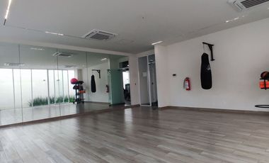 Departamento en planta baja con amplio jardin