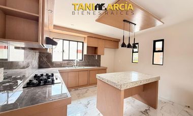 Vendo preventa de bella casa lista a mediados de abril 2026 centro de Fortín