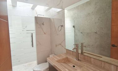 VENTA DE CASA EN GRAND NATURA ZONA PONIENTE