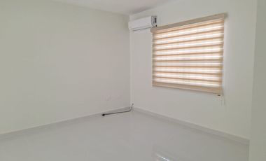 VENTA DE CASA EN HACIENDA  DEL NOGAL (JARDINES DE ARAGON)