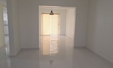 VENTA DE CASA EN HACIENDA  DEL NOGAL (JARDINES DE ARAGON)