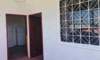 En Venta Casa con siete dormitorios Punta Blanca Ecuador