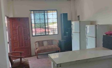 En Venta Casa con siete dormitorios Punta Blanca Ecuador