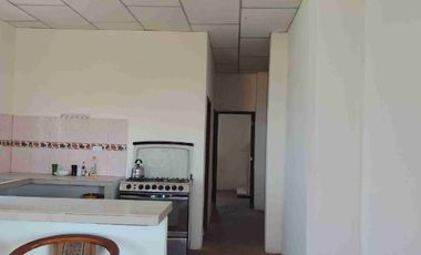 En Venta Casa con siete dormitorios Punta Blanca Ecuador