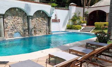 VENDO HOTEL BOUTIQUE EN TEPOZTLAN, MORELOS DE 11 HABITACIONES