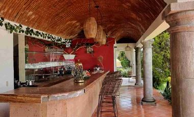 VENDO HOTEL BOUTIQUE EN TEPOZTLAN, MORELOS DE 11 HABITACIONES