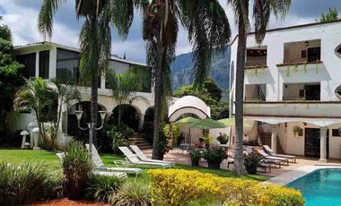 VENDO HOTEL BOUTIQUE EN TEPOZTLAN, MORELOS DE 11 HABITACIONES