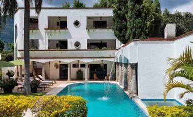 VENDO HOTEL BOUTIQUE EN TEPOZTLAN, MORELOS DE 11 HABITACIONES