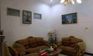 Rumah perum Gumilir Indah Cilacap dekat Polres