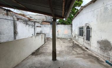 CASA EN VENTA CERCA AL CENTRO DE MACHALA