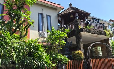 Rumah Sewa 3 Bedroom Dekat Kerobokan Kuta Badung Bali