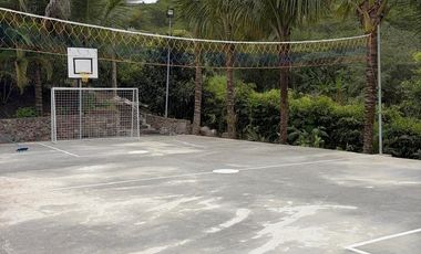 Propiedad en venta con 5.000m2 de terreno plano en el Valle de Yunguilla - Santa Isabel Ec.