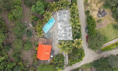 Propiedad en venta con 5.000m2 de terreno plano en el Valle de Yunguilla - Santa Isabel Ec.