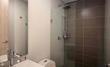 VENTA HERMOSO APARTAMENTO EN LOMA ESCOBERO, ENVIGADO