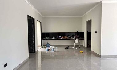 Rumah Mewah 2 Lantai lokasi strategis poros andi jemma makassar