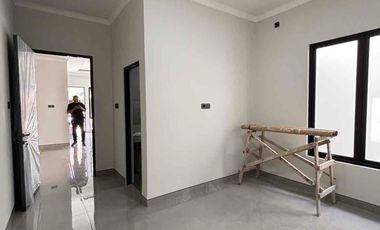 Rumah Mewah 2 Lantai lokasi strategis poros andi jemma makassar