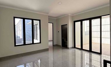 Rumah Mewah 2 Lantai lokasi strategis poros andi jemma makassar