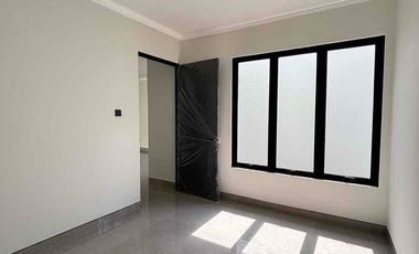 Rumah Mewah 2 Lantai lokasi strategis poros andi jemma makassar