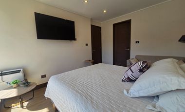 Se Vende Departamento  de 2 habitaciones estilo mariposa + estacionamiento - semi nuevo en San Pedro De La Paz