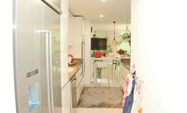 VENTA HERMOSA CASA EN SAN LUCAS, MEDELLIN