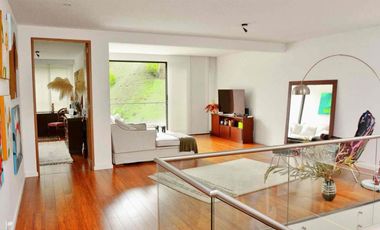 VENTA HERMOSA CASA EN SAN LUCAS, MEDELLIN