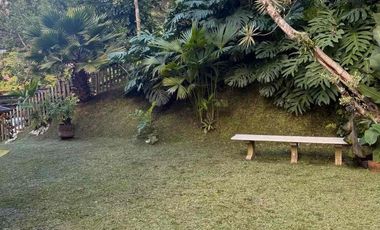 VENTA HERMOSA CASA EN SAN LUCAS, MEDELLIN