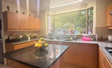 VENTA HERMOSA CASA EN SAN LUCAS, MEDELLIN