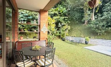 VENTA HERMOSA CASA EN SAN LUCAS, MEDELLIN