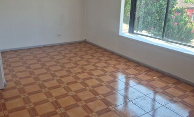 OPORTUNIDAD HERMOSA VILLA CASAS DE LO OVALLE