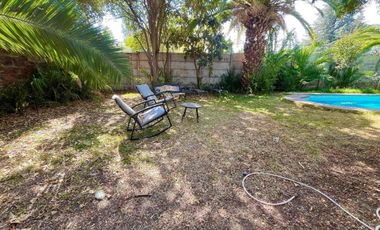 ARRIENDO CASA  GRANDE CON PISCINA