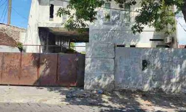 Dijual via lelang rumah usaha jalan gadung Driyorejo gresik