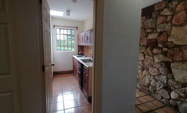 PRECIOSA CASA EN VENTA EN LA COLONIA EL MIRADOR LA CALERA