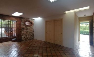 PRECIOSA CASA EN VENTA EN LA COLONIA EL MIRADOR LA CALERA