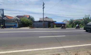 Dijual via lelang gudang hitung tanah di Menganti Gresik