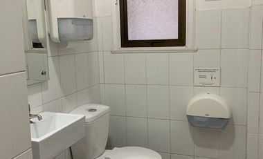 ARRIENDO OFICINA METRO EL GOLF