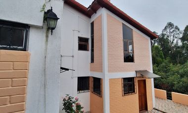 RENTA CASA INDEPENDIENTE EN CAPELO SECTOR VALLE DE LOS CHILLOS