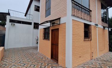 RENTA CASA INDEPENDIENTE EN CAPELO SECTOR VALLE DE LOS CHILLOS
