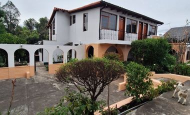 RENTA CASA INDEPENDIENTE EN CAPELO SECTOR VALLE DE LOS CHILLOS