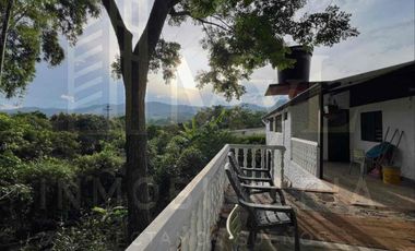 Venta de casa campestre en condominio La Mesa Cund-San Joaquín