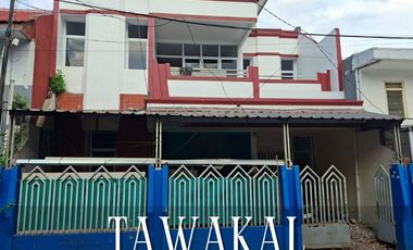 DISEWAKAN MURAH RUMAH LOKASI SANGAT STRATEGIS DI TAWAKAL GROGOL JAKARTA BARAT