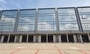 Ruko Ebony Island Batavia Pik, Uk 4,5X18 (3 Lantai) Gandeng Murah