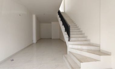 Ruko Ebony Island Batavia Pik, Uk 4,5X18 (3 Lantai) Gandeng Murah