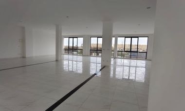 Ruko Ebony Island Batavia Pik, Uk 4,5X18 (3 Lantai) Gandeng Murah