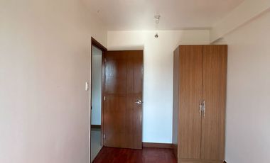 SPACIOUS 3 BEDROOM READY TO MOVE IN PALM BEACH WEST PASAY NEAR MOA